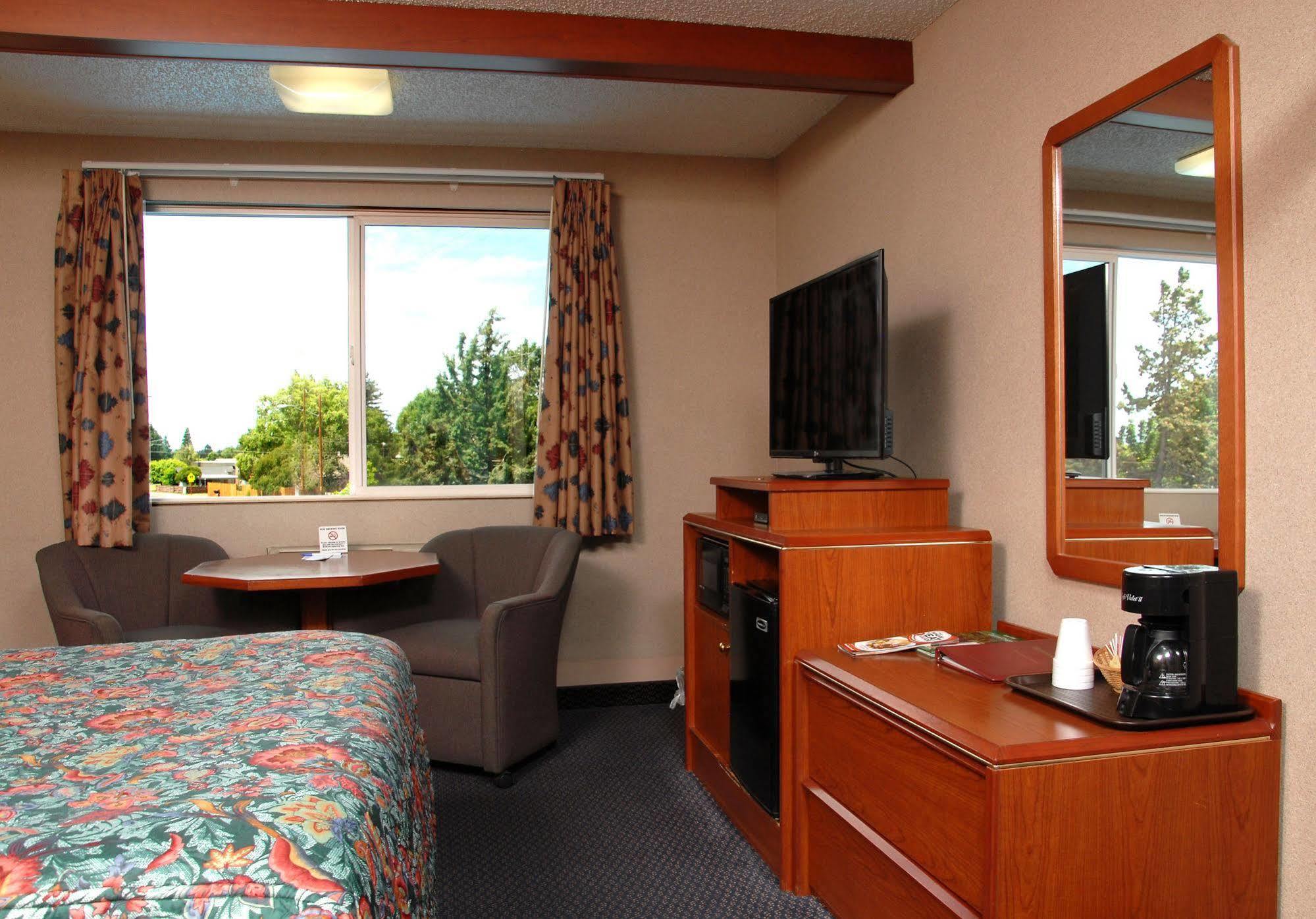Redmond Inn מראה חיצוני תמונה