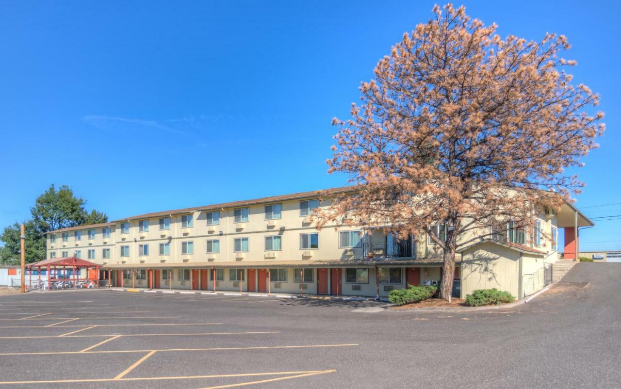 Redmond Inn מראה חיצוני תמונה