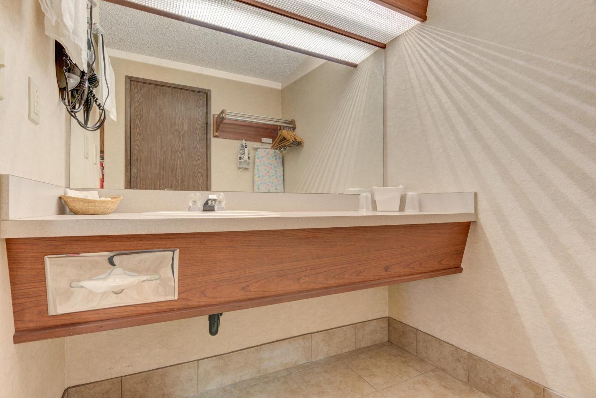 Redmond Inn מראה חיצוני תמונה